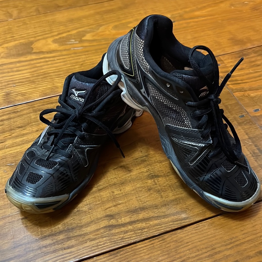 Mizuno Shoes